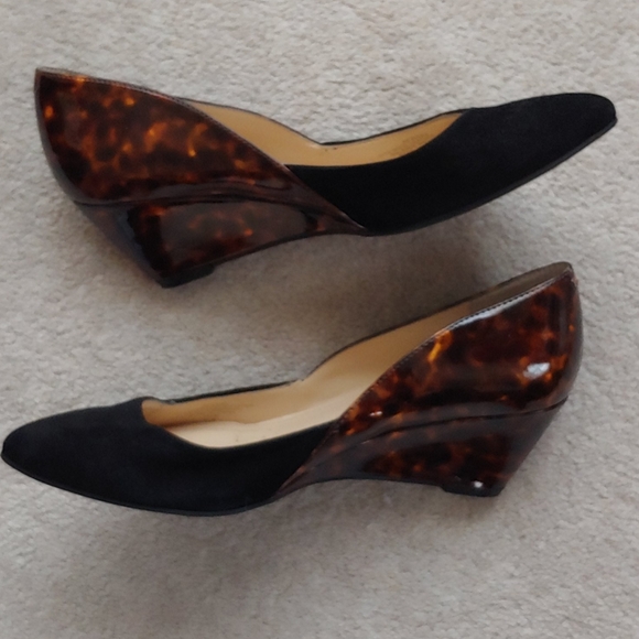 Audrey Brooke Dice Tortoise Suede Wedge Pump - Picture 6 of 6